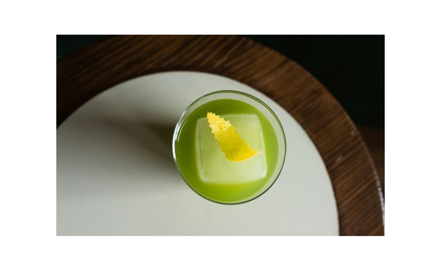 Chartreuse verte : histoire et caractère d'une liqueur française